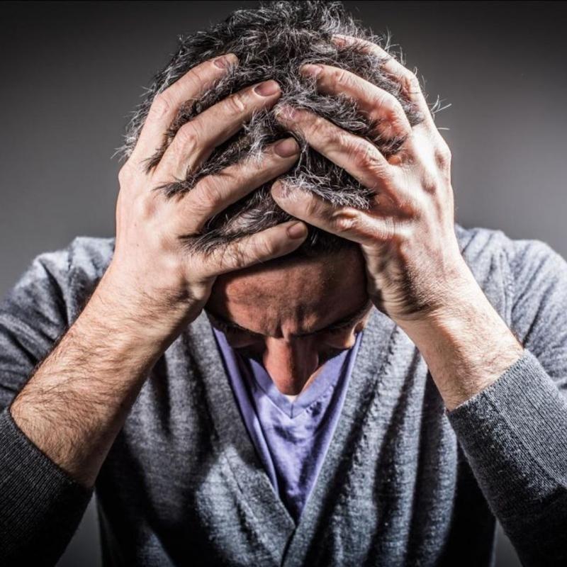 TIEN BELANGRIJKSTE INDICATOREN OM EEN CLIËNT DOOR TE VERWIJZEN NAAR EEN PROFESSIONAL IN DE GEESTELIJKE GEZONDHEIDSZORG